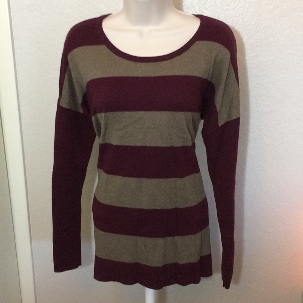 New without tags Banana Republic striped sweater